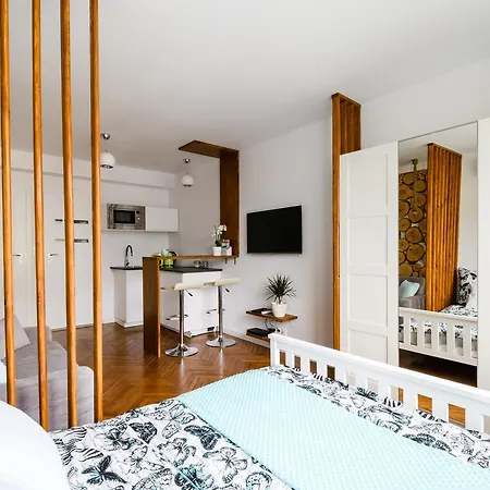 Station - Wilcza Apartment *