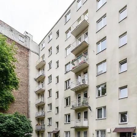 Station - Wilcza Apartment